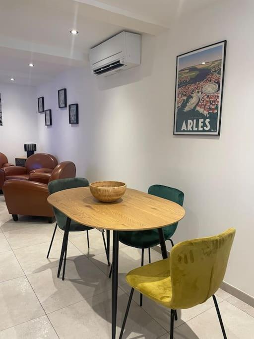 Apartament "La Major" Centre Arles Arenes Zewnętrze zdjęcie