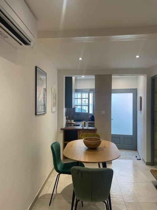 Apartament "La Major" Centre Arles Arenes Zewnętrze zdjęcie